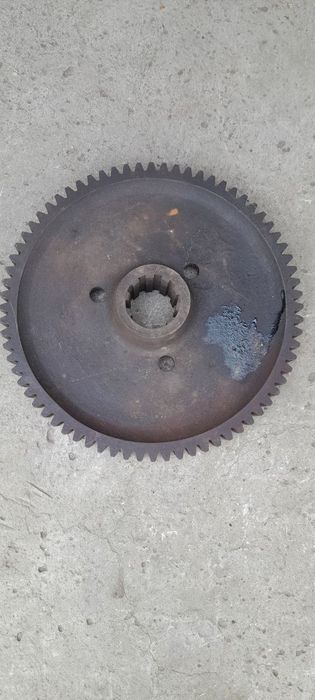 Продам шестерню привода юмз