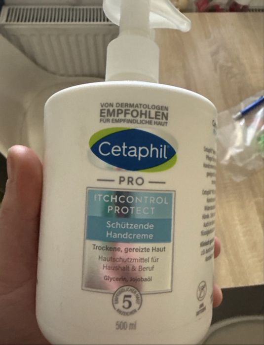 Krem do rąk Cetaphil PRO