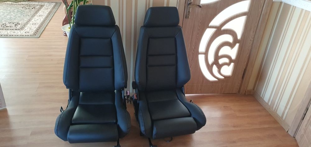 Продам сидіння Recaro w124