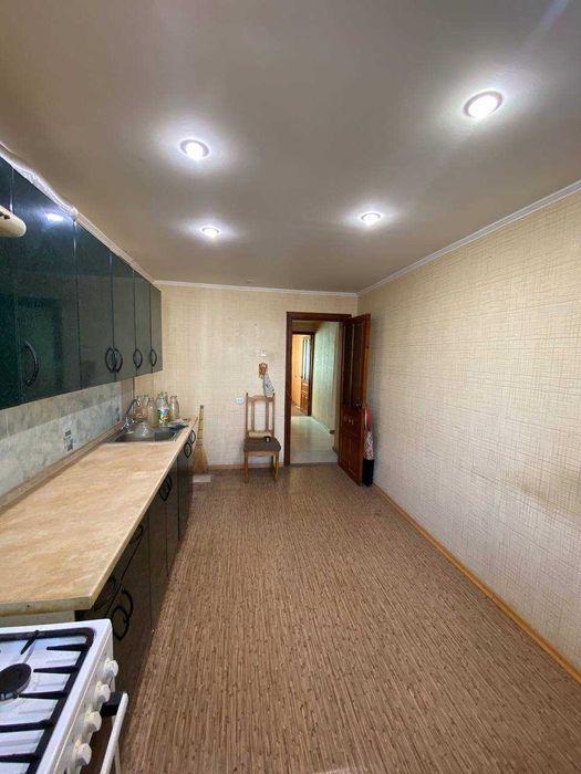 Четырехкомнатная чешка, ул. Александра Поля, с автономкой