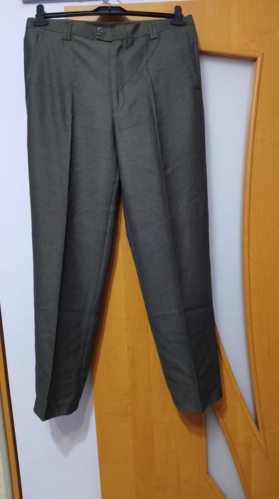 Продам брюки мужские  новые классические New Manner  р. 52