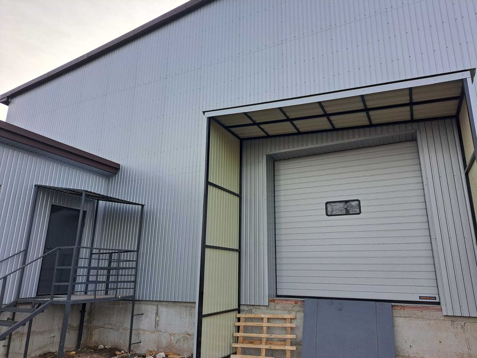 Продам фармацевтический склад 1000 м2.