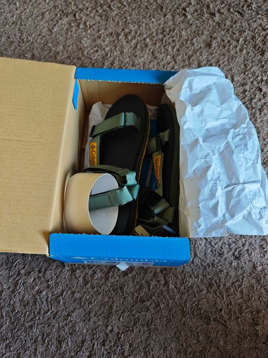 Продам сандалі Columbia