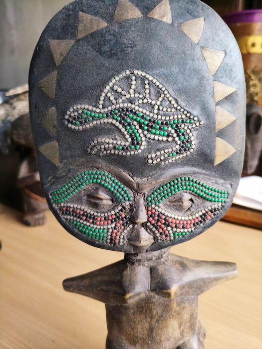 Mascara africana