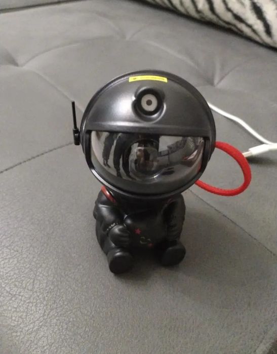 Проектор светильник космонавт