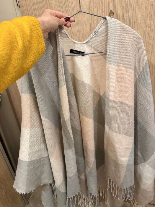 Duża chusta szal w kratę Reserved