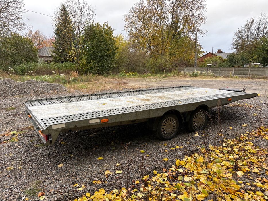 Wynajem lawety przyczepa laweta plaska