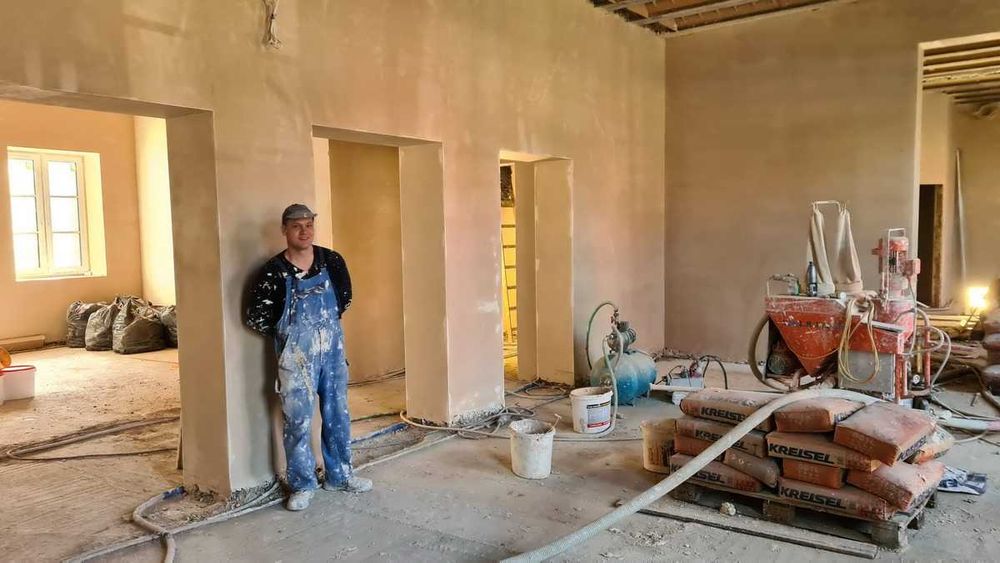 Tynki maszynowe gipsowe cementowe