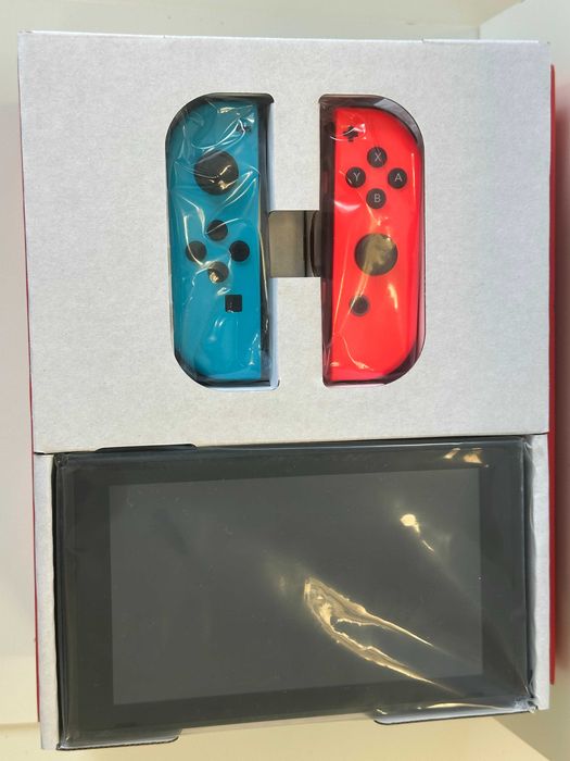 Konsola Nintendo Switch Red & Blue Joy-Con V2