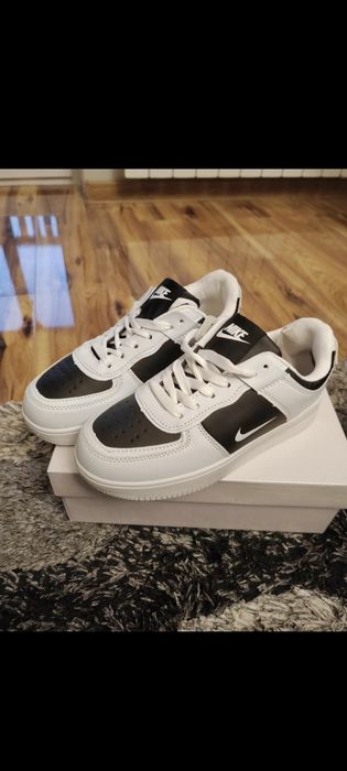 Buty damskie 36 sportowe