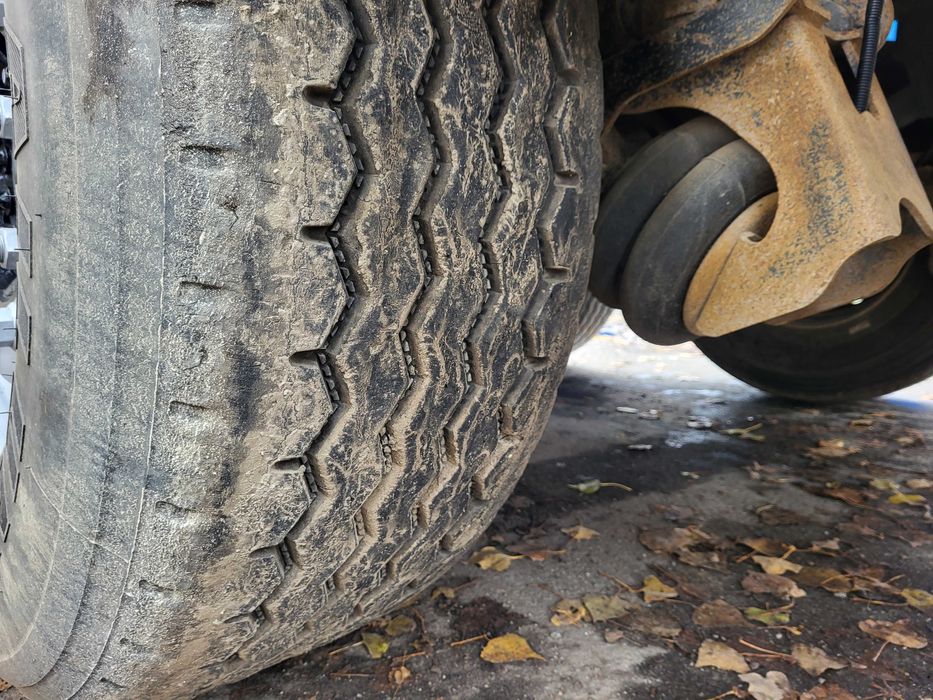 Зерновоз напівпричіп