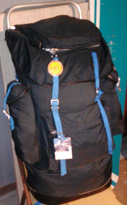 Duży, Stary Plecak Turystyczny z Aluminiowym Stelażem.  KLASYK PRL. !!