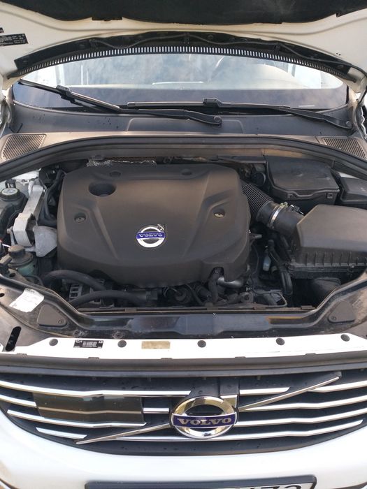 Sprzedam VOLVO XC 60 D4 20D 181k  2014 Rok