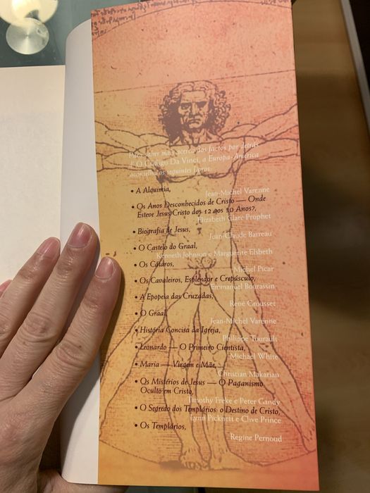 Pack 2 Livros 1-“Um Estranho no meu Jardim “2-O Codigo da Vinci Descod