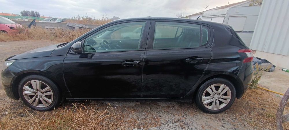 Peugeot 308 1.6 HDi | 2015 | 112.000 km | Venda urgente foto 4