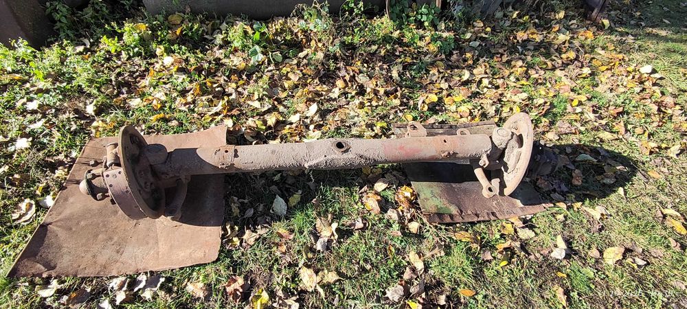 Продам передній міст, задній міст.