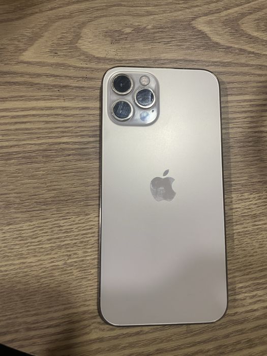 Iphone 12 pro com pelicula