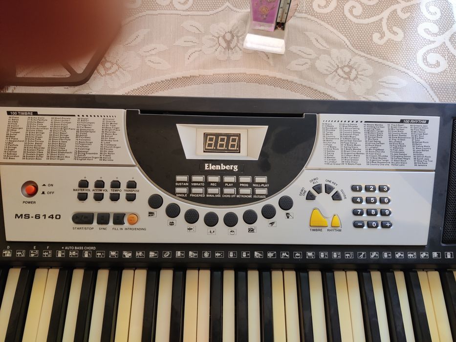 Синтезатор Elenberg MS-6140