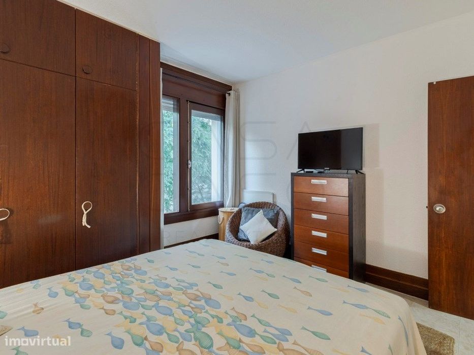 Apartamento T1 equipado e mobilado - Troia