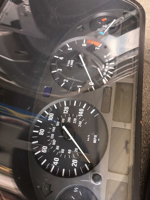 Bmw 5 e39 licznik zegary benzyna 8.375.901 8.375.671 anglik