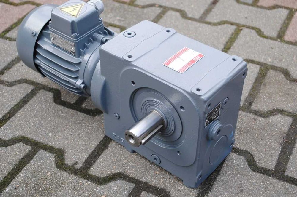 Motoreduktor kątowy 0.12kw. 1,84obr./min.. GM063B1315/16