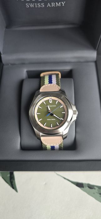 Zegarek Victorinox I.N.O.X. V