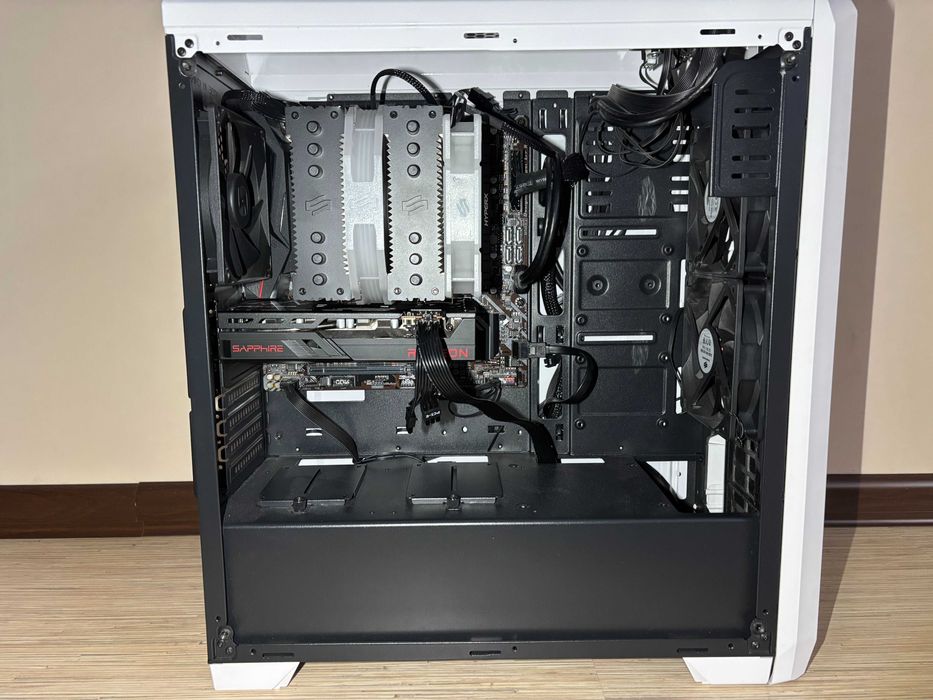 Komputer gamingowy RX 6600 XT / Intel Core i7 / 16GB / M2 SSD
