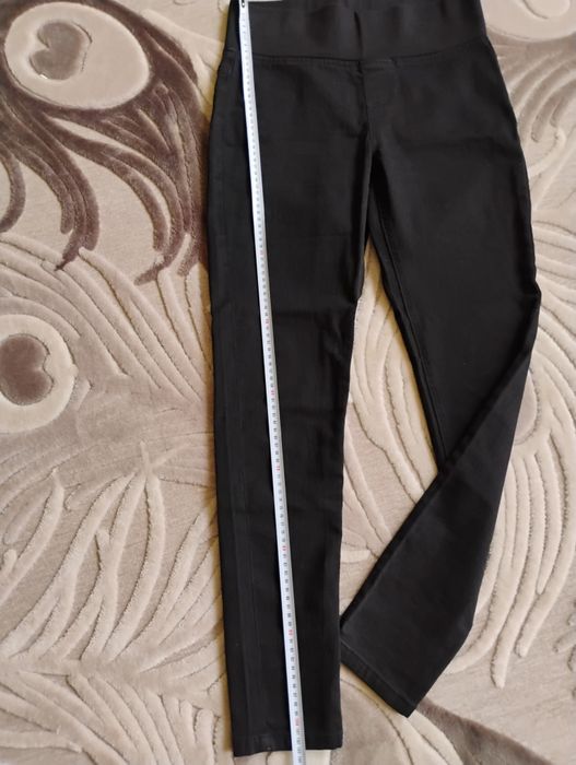 Dżinsy, spodnie damskie jeans na szerokiej gumie  BELOVED NOWE