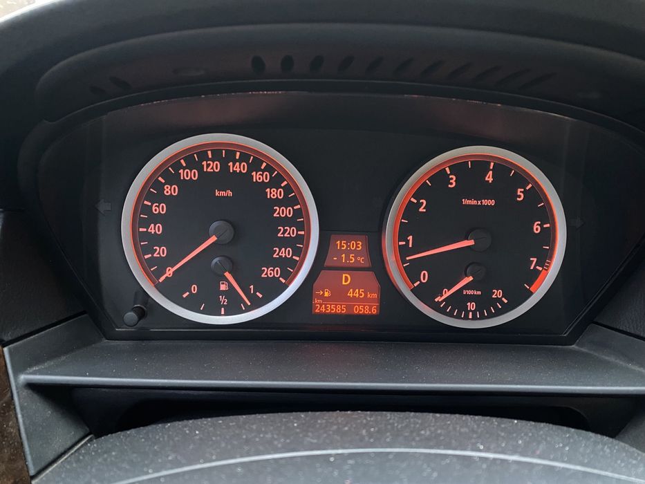 BMW E60 E 60 530I
