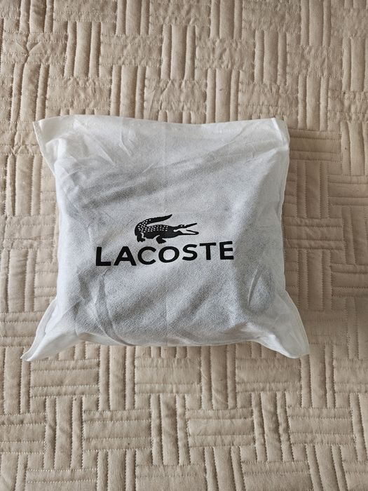 Bolsa tira colo lacoste novo com etiqueta e embalagem