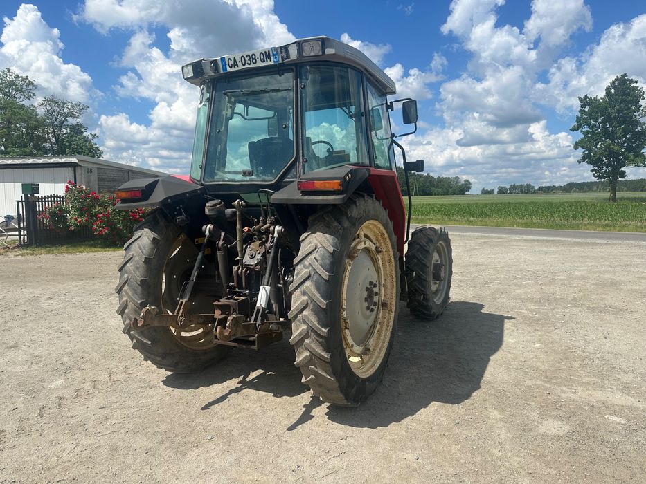 Massey Ferguson 6110
