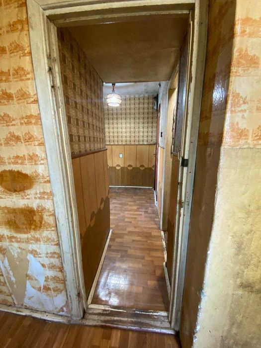 Продам квартиру від власника — під ремонт