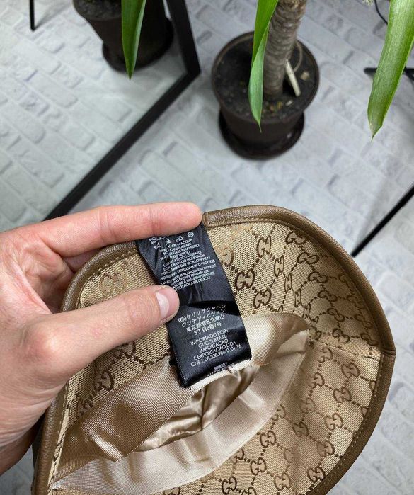 панамка gucci monogram gold