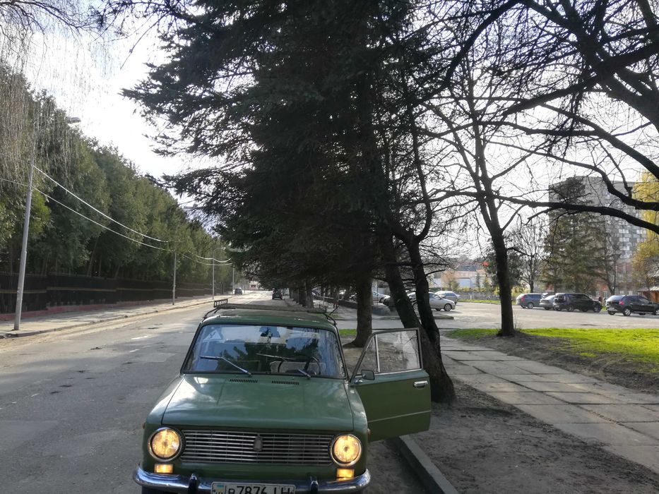 ПРОДАМ АВТО ВАЗ 21.01.76року(реаретет)