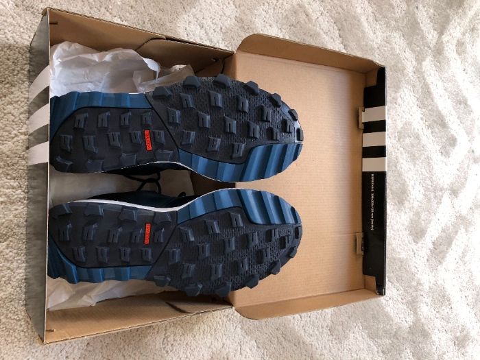 Adidas Kanadia 8 TR