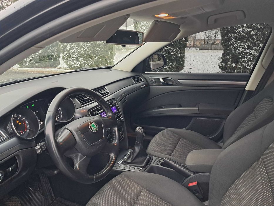 Салон шкода суперб