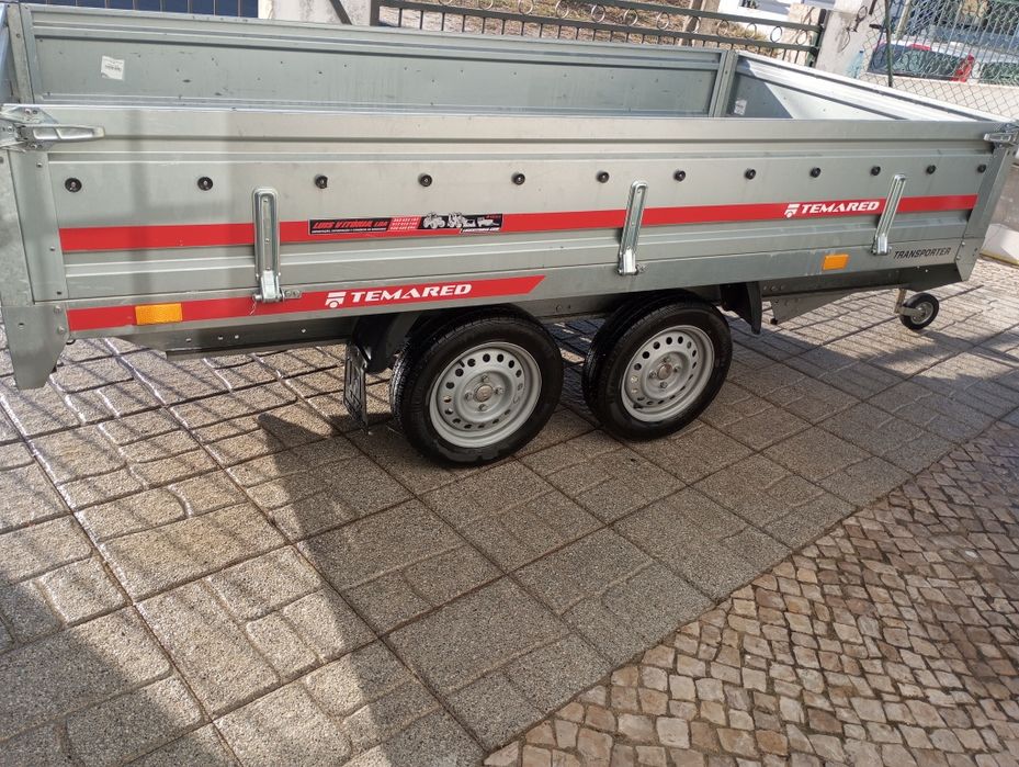 Atrelado 750kl com matrícula