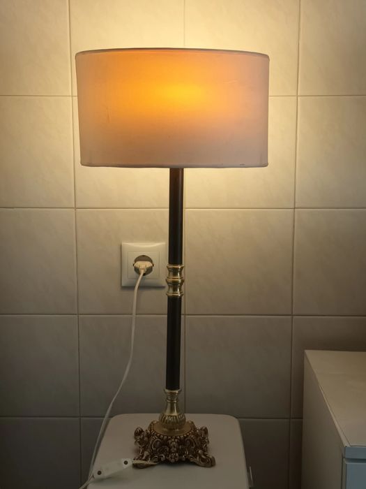 Candeeiro de mesa vintage- estilo barroco