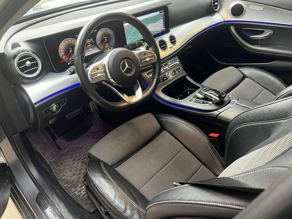 Mercedes-Benz E 300 de Avantgarde