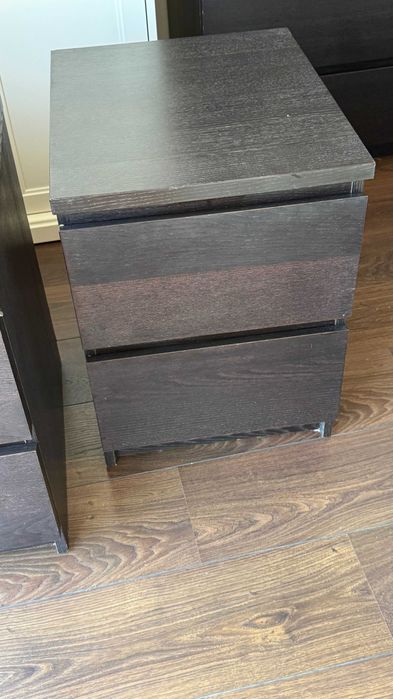 Cómoda / mesa cabeceira Malm Ikea