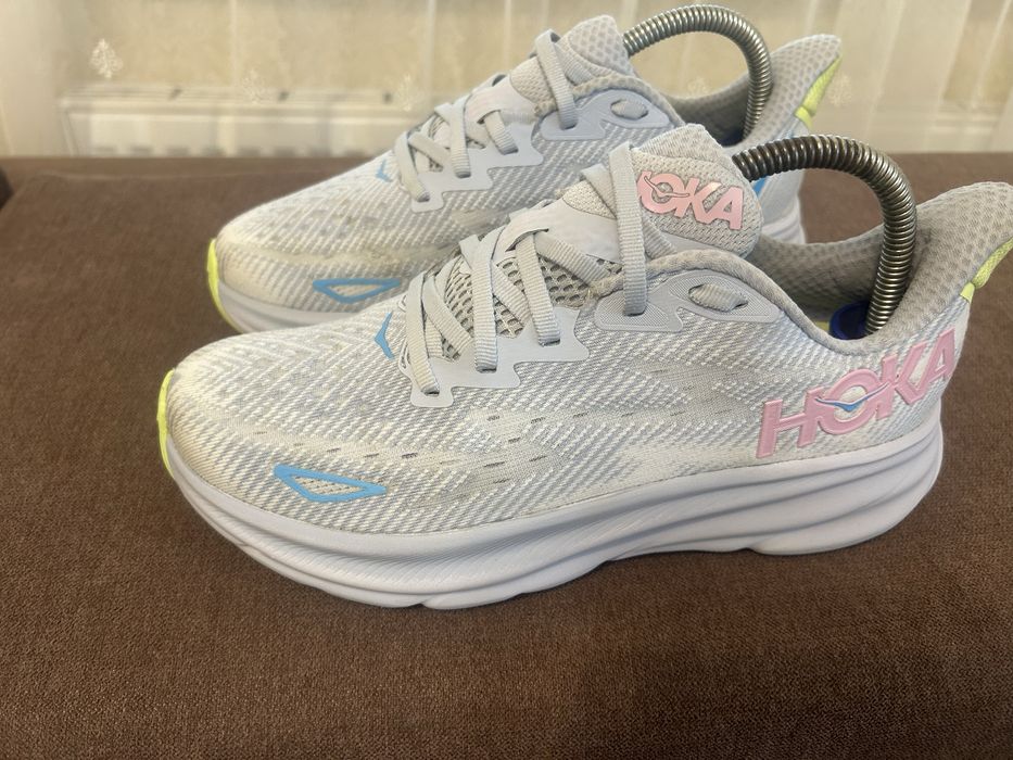 Жіночі Кросівки Hoka One One Clifton 9