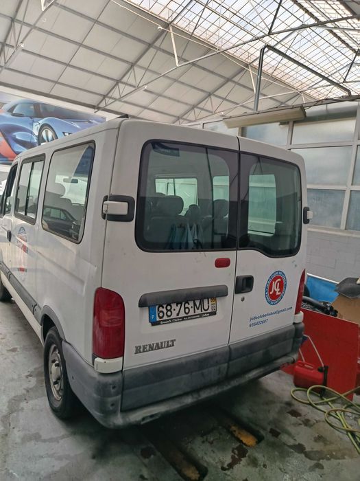 Renault Master 9 lugares