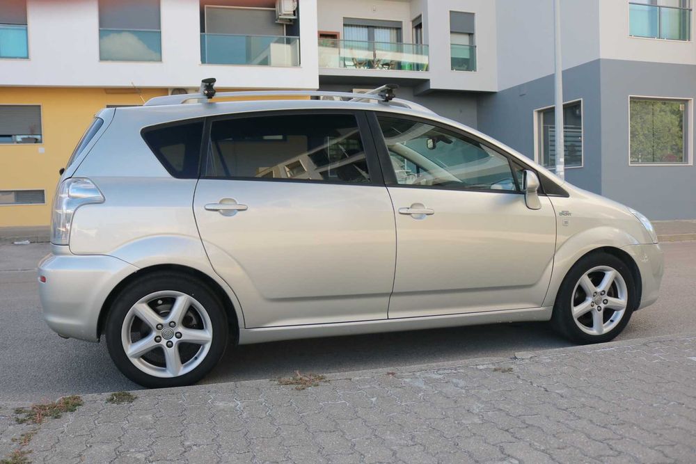 Toyota Corolla Verso 2.2 D-4D  177cv - Nacional - 2006 - 7 Lugares