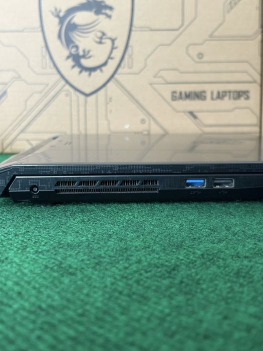 Portátil MSI KATANA i7 13620H | RTX 4060 | 1TB M.2 | 144Hz | Loja