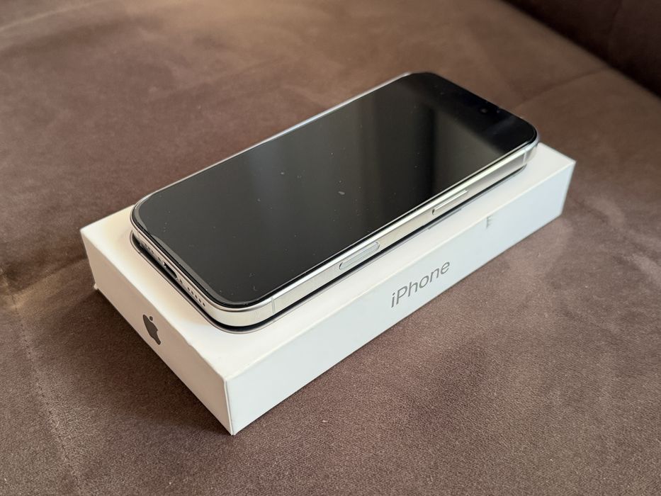 Apple iPhone 16 Pro 256GB White Titanium *jak nowy* etui Komplet! Media Expert!