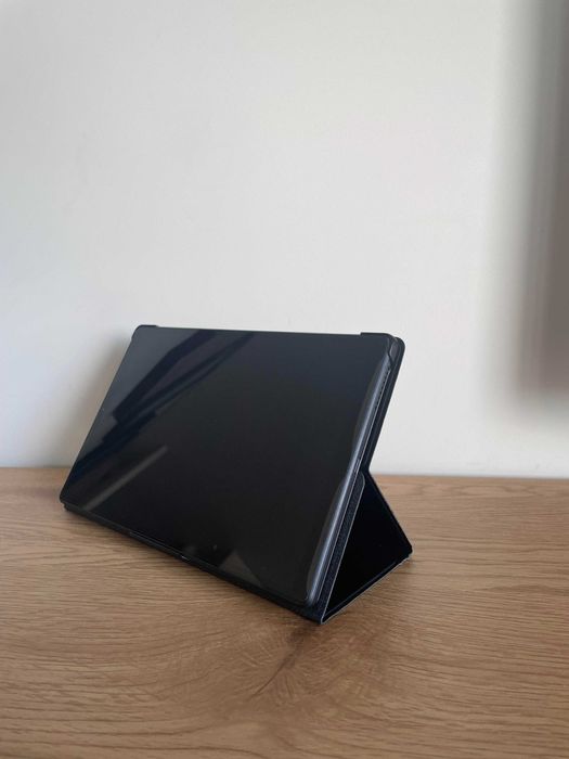 Tablet LENOVO Tab M10 HD com 3 acessórios como novo