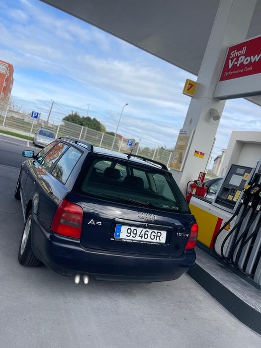 Audi A4 Avant B5 1.9 TDI AFN 110cv – 1996 – AC + Teto de Abrir foto 2