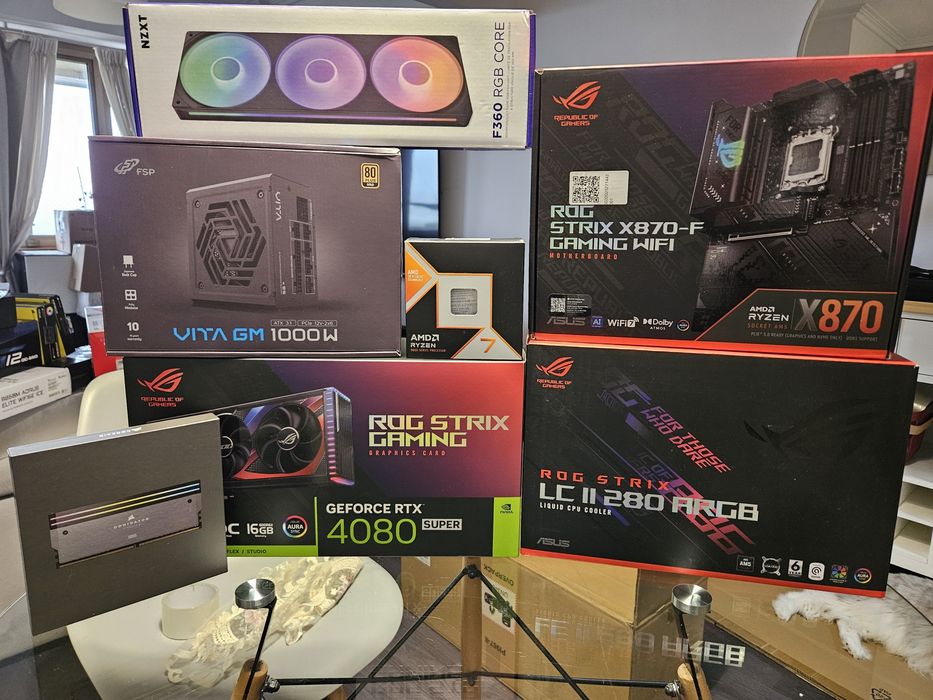 PC Gamer  Ryzen 7 9800X3D + RTX 4080 SUPER 64gb ddr5 corsair dominator