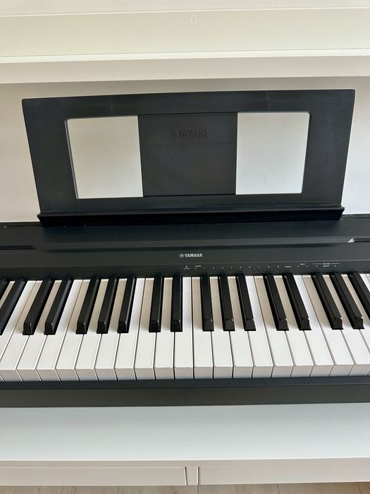 Piano  Digital YAMAHA P-45
