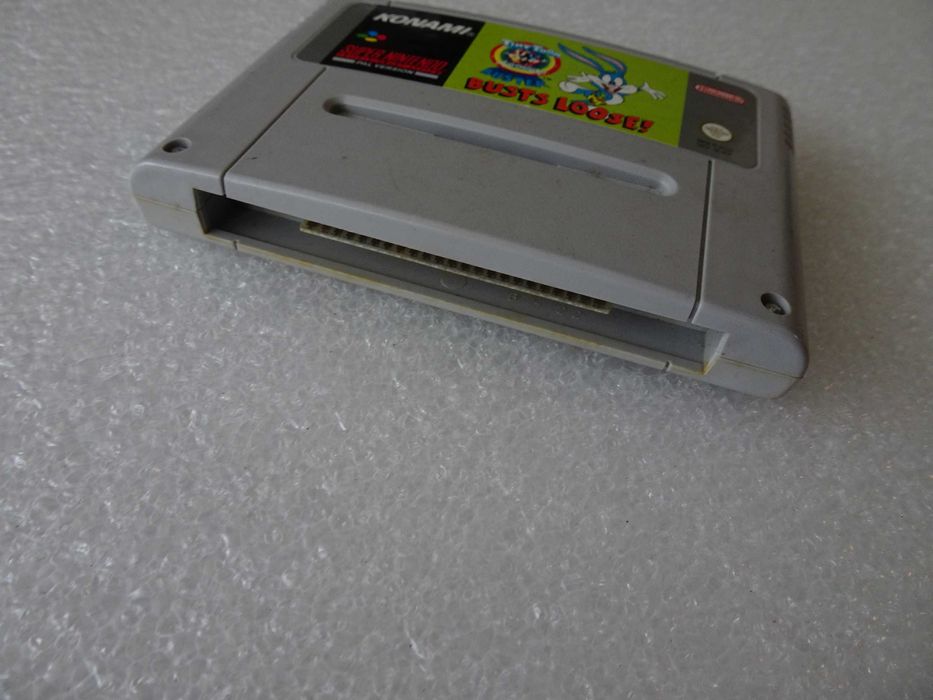 Jogo Super Nintendo (SNES) - Busts Loose!